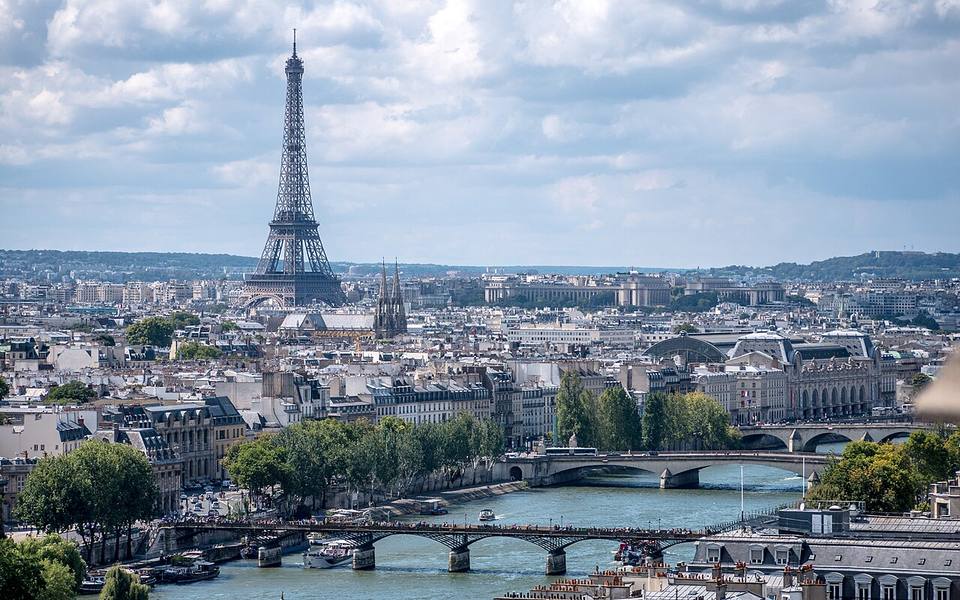 París